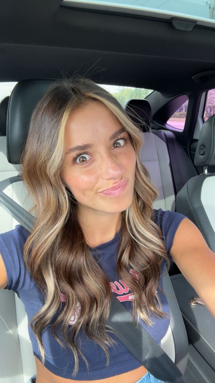 sadie.mckenna snapchat image archive image