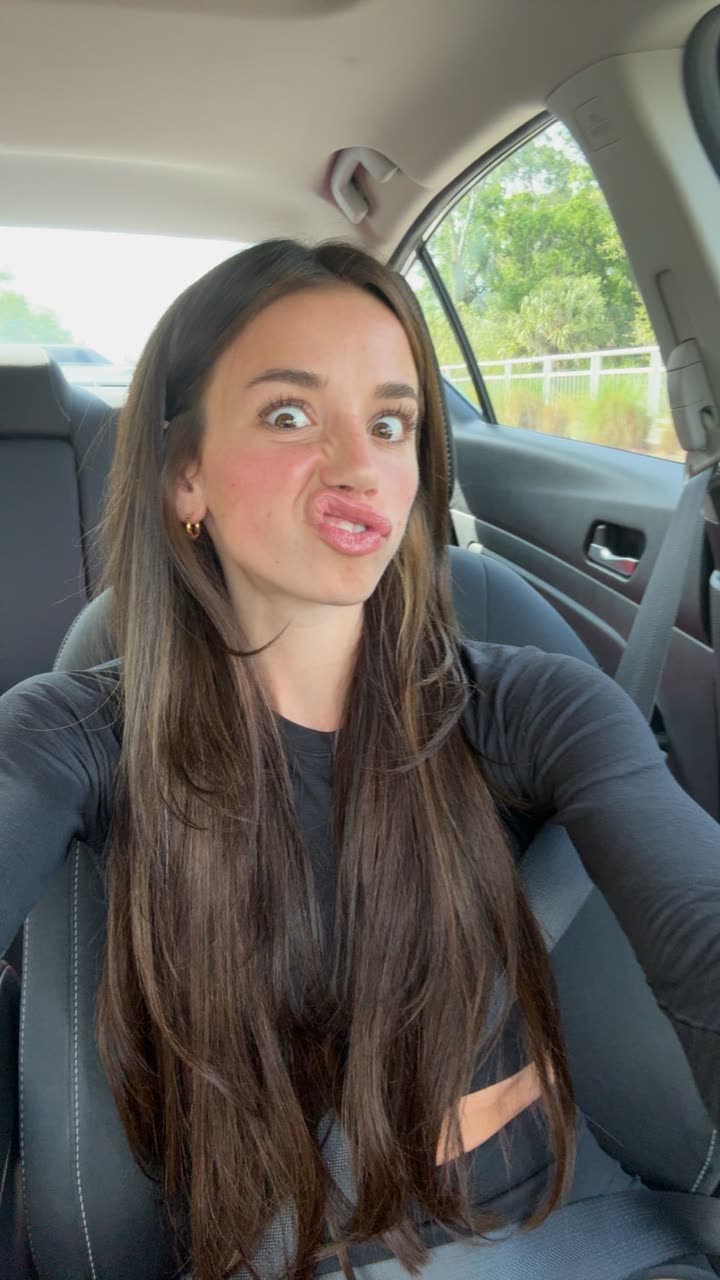 sadie.mckenna snapchat image archive image