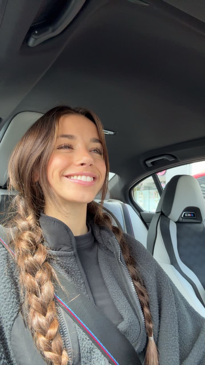 sadie.mckenna snapchat image archive image