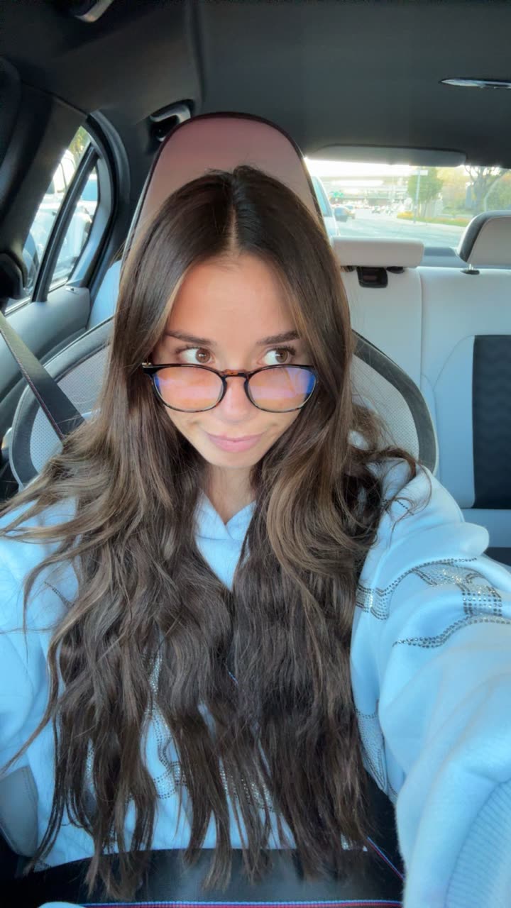 sadie.mckenna snapchat image archive image