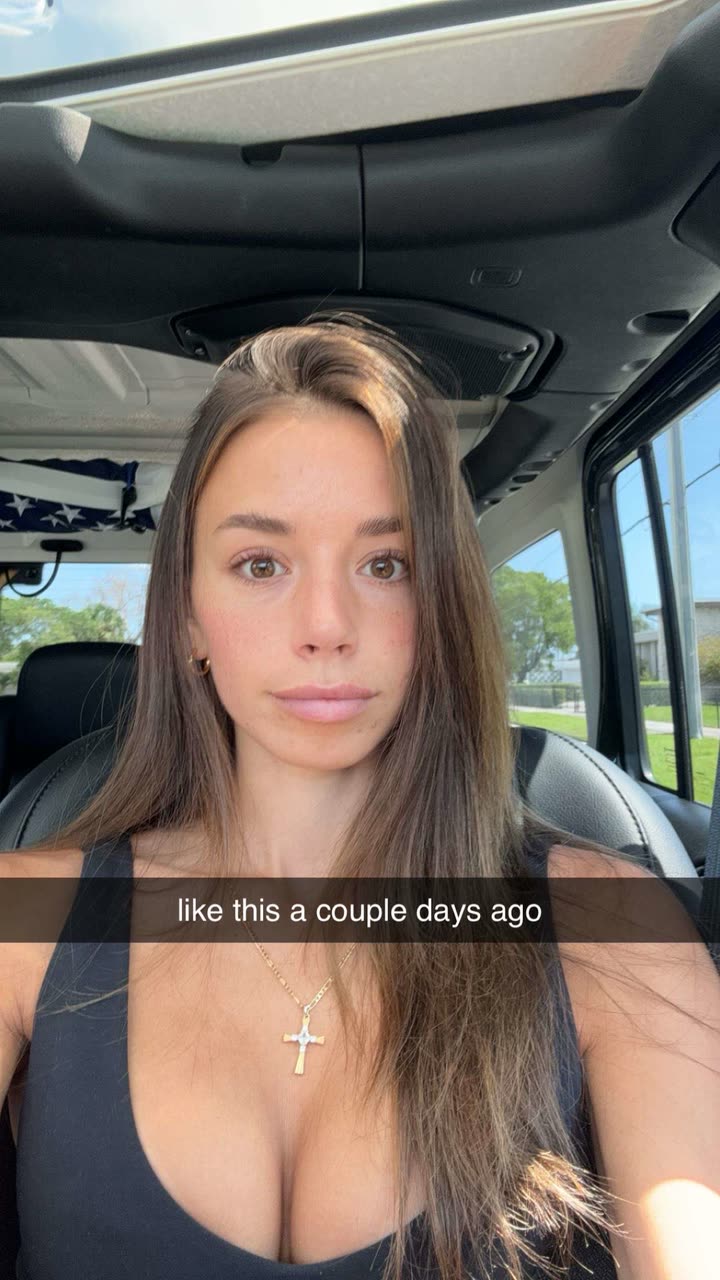 sadie.mckenna snapchat image archive image