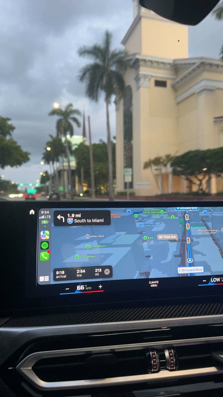 sadie.mckenna snapchat image archive image