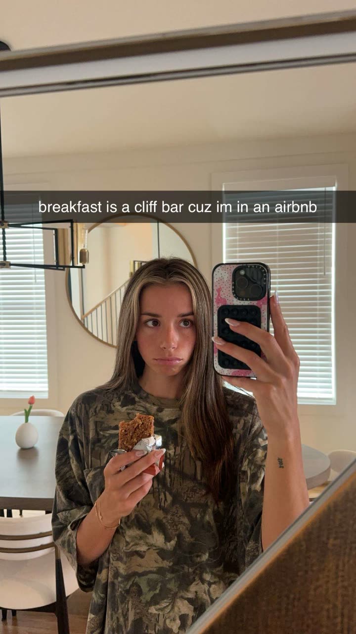 sadie.mckenna snapchat image archive image