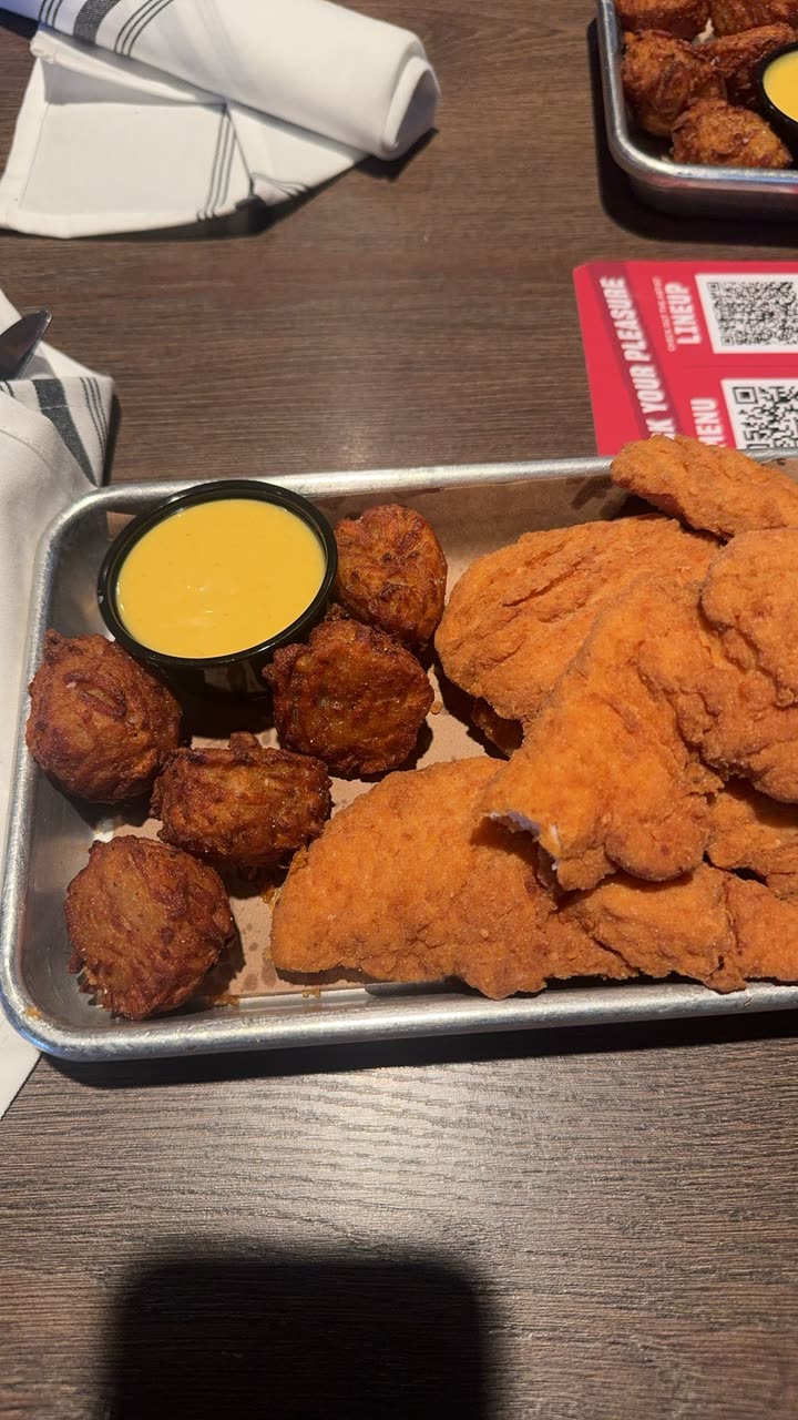 sadie.mckenna snapchat image archive image