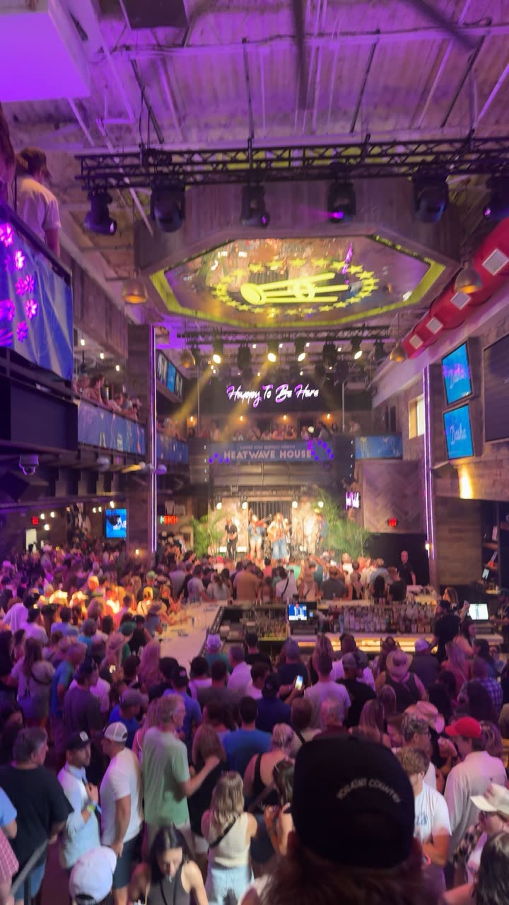 sadie.mckenna snapchat image archive image