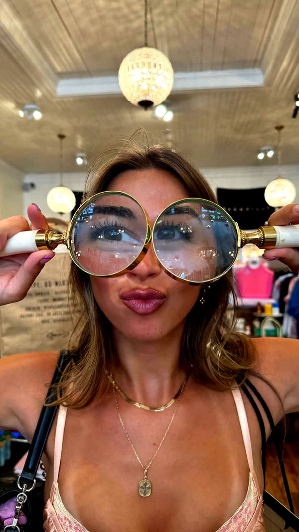 sadie.mckenna image ~ Altpins