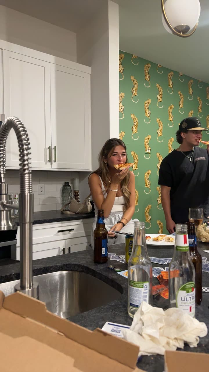 sadie.mckenna snapchat image archive image