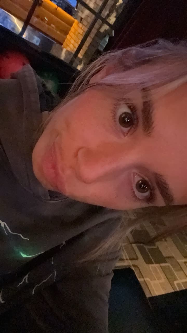 sadie.mckenna snapchat image archive image