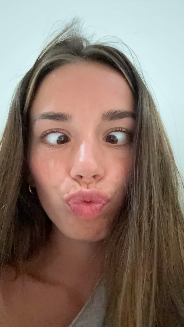 sadie.mckenna snapchat image archive image