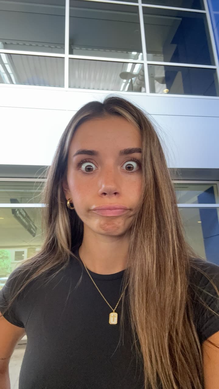 sadie.mckenna snapchat image archive image