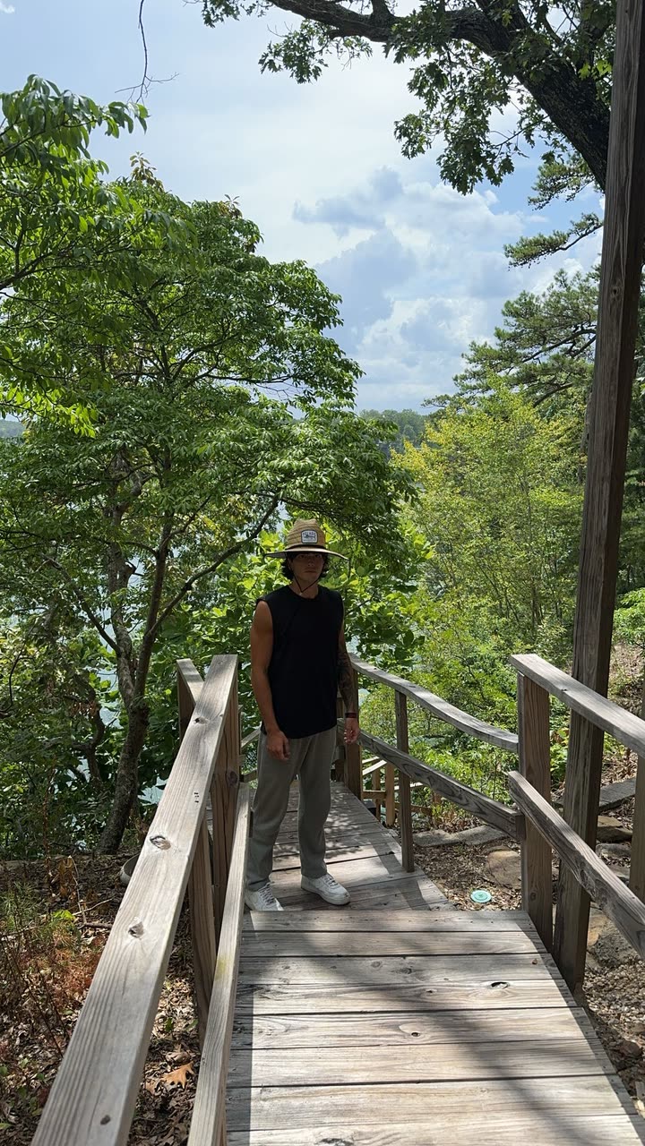 sadie.mckenna snapchat image archive image