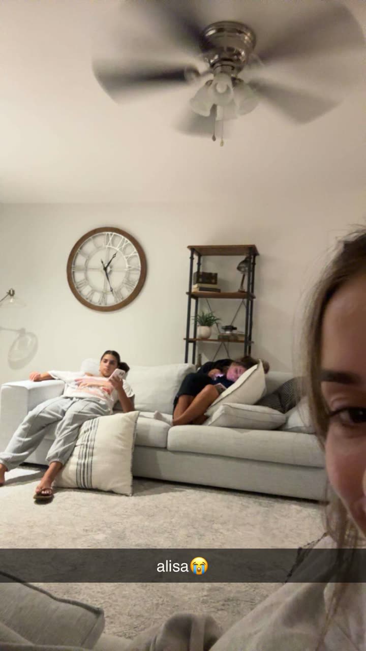 sadie.mckenna snapchat image archive image