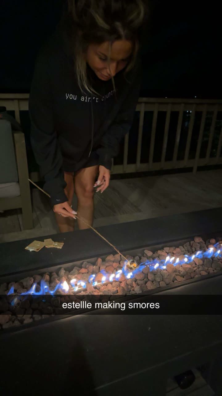 sadie.mckenna snapchat image archive image