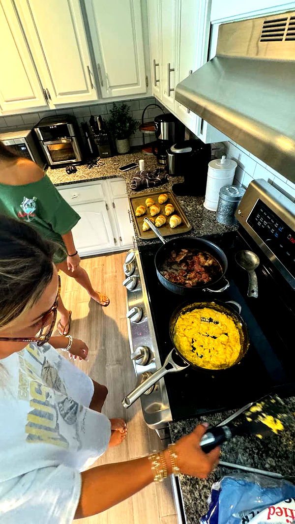 sadie.mckenna image ~ Altpins