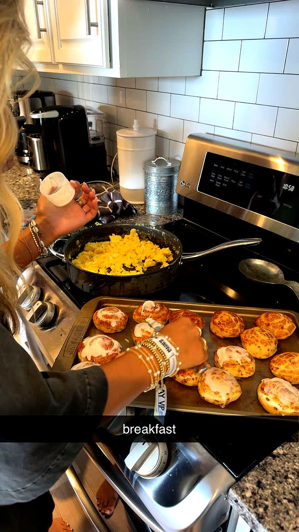 sadie.mckenna image ~ Altpins