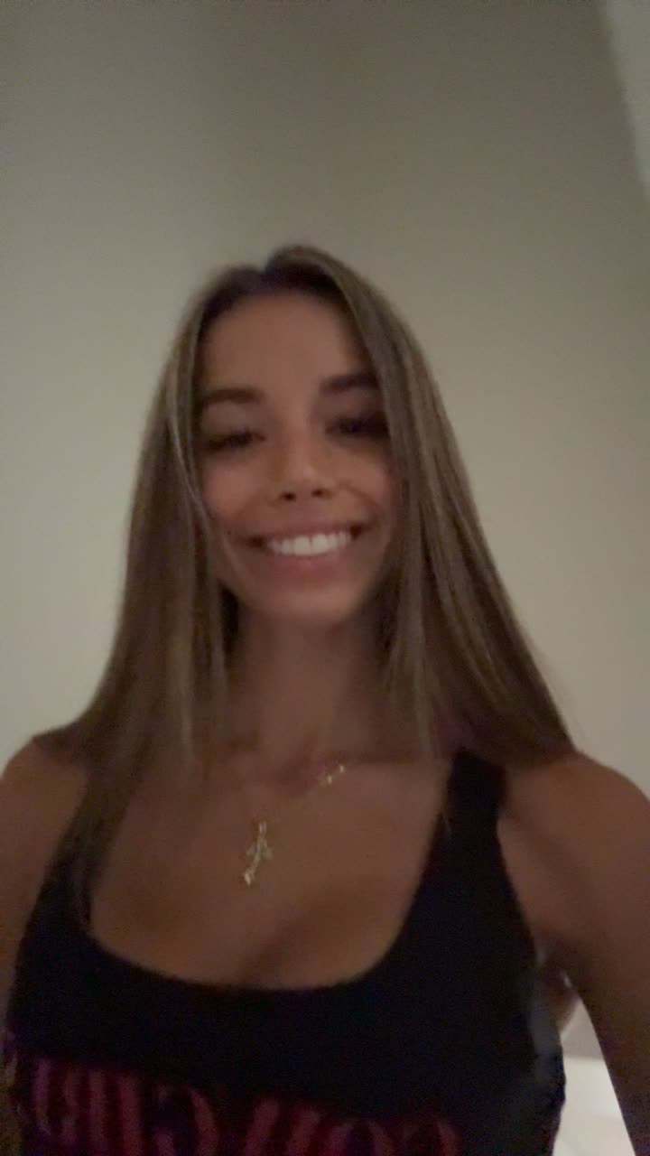 sadie.mckenna snapchat image archive image