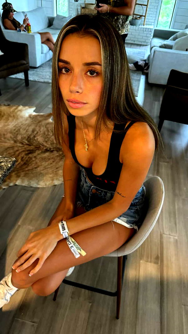 sadie.mckenna image ~ Altpins