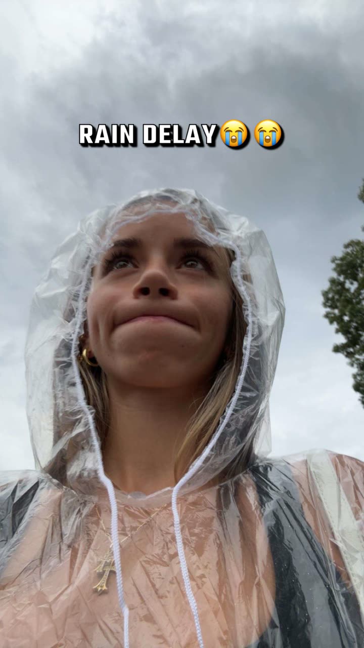 sadie.mckenna snapchat image archive image