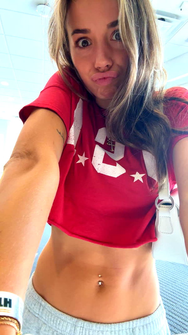 sadie.mckenna snapchat image archive image