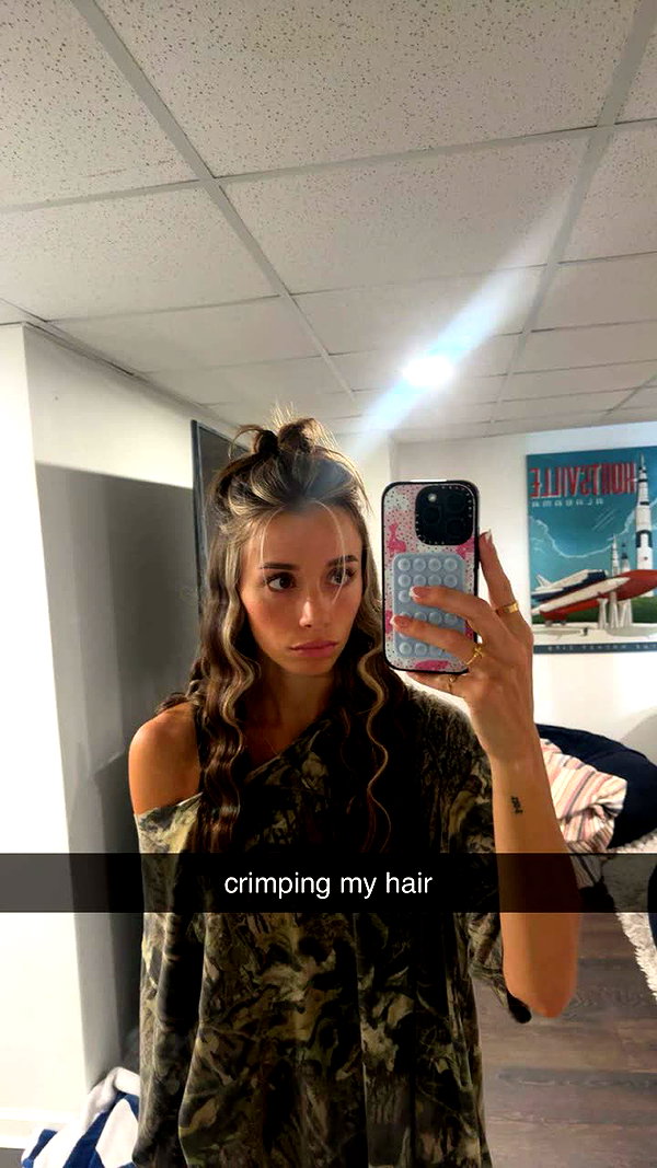 sadie.mckenna snapchat image archive image