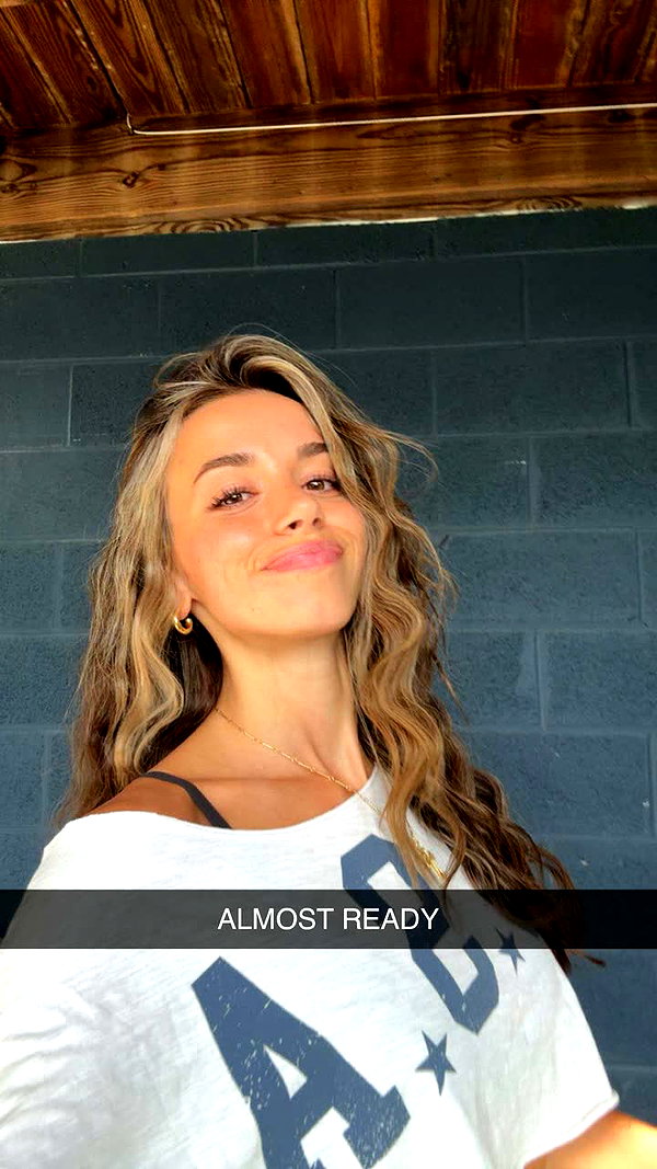 sadie.mckenna snapchat image archive image