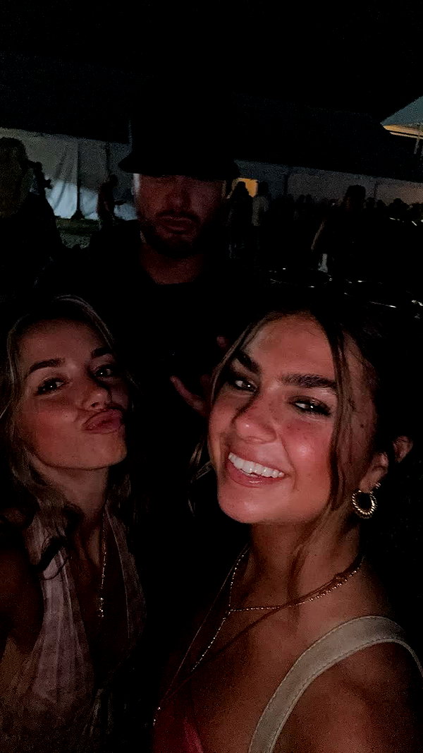 sadie.mckenna snapchat image archive image