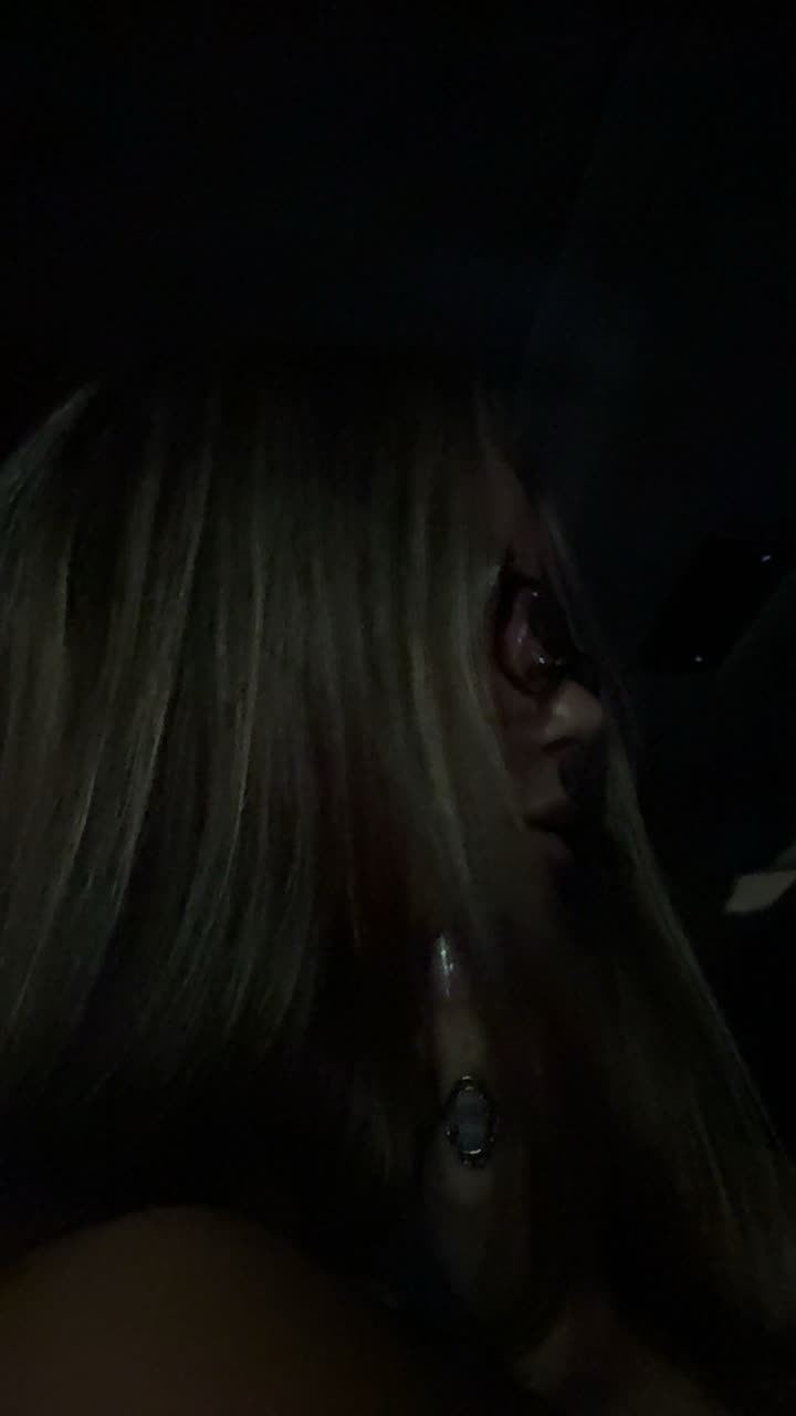 sadie.mckenna snapchat image archive image