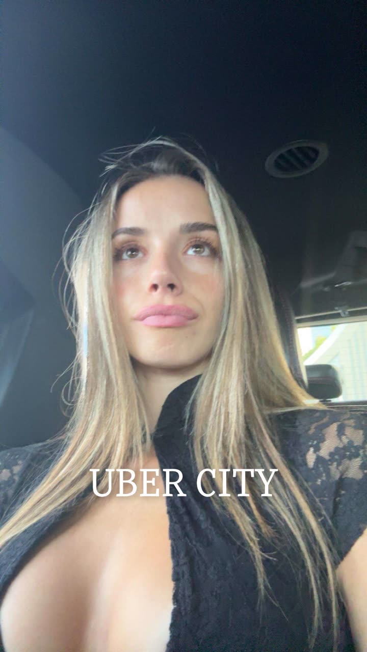 sadie.mckenna snapchat image archive image