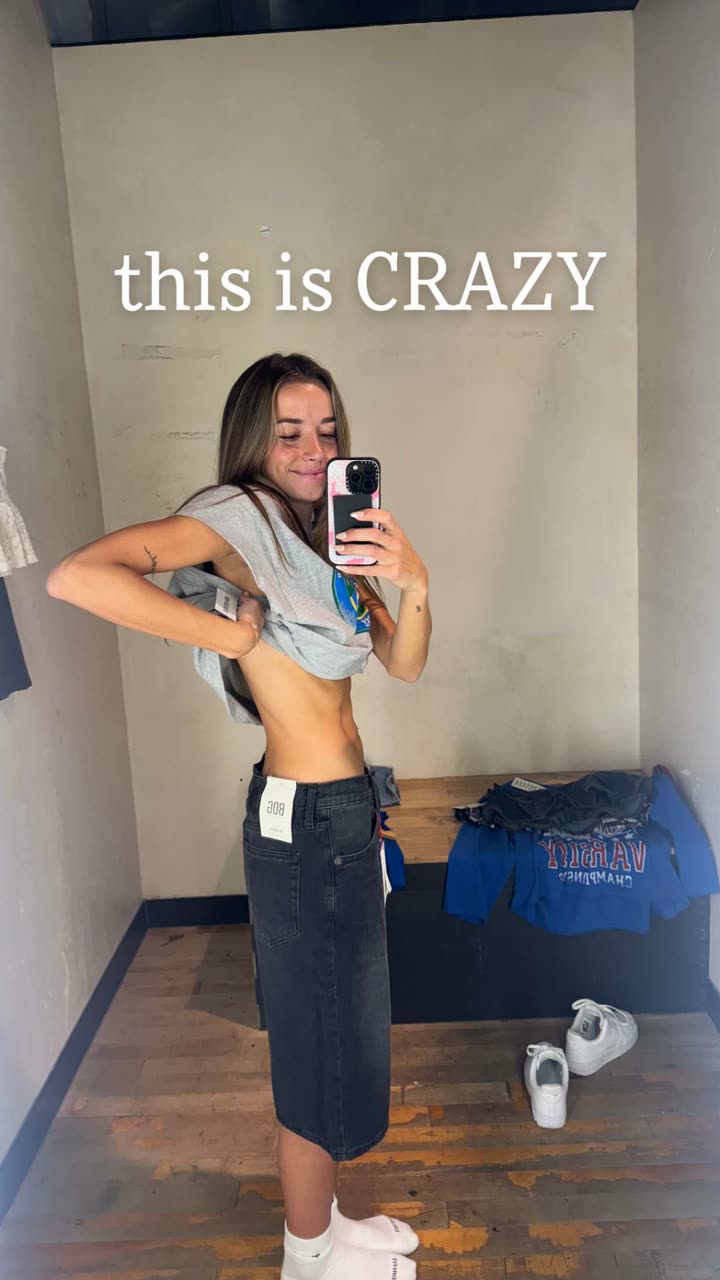 sadie.mckenna snapchat image archive image