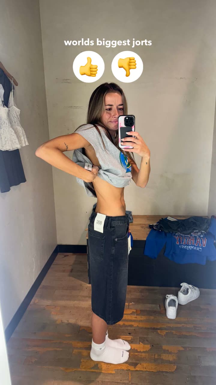 sadie.mckenna snapchat image archive image