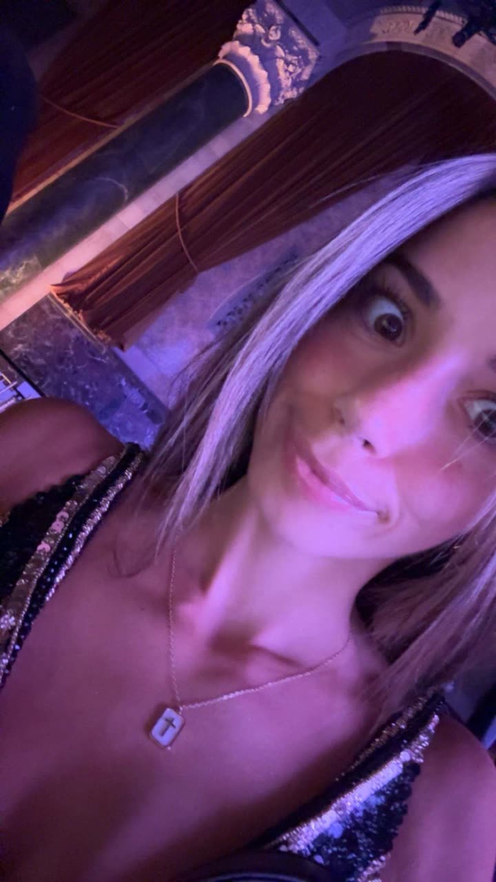 sadie.mckenna snapchat image archive image