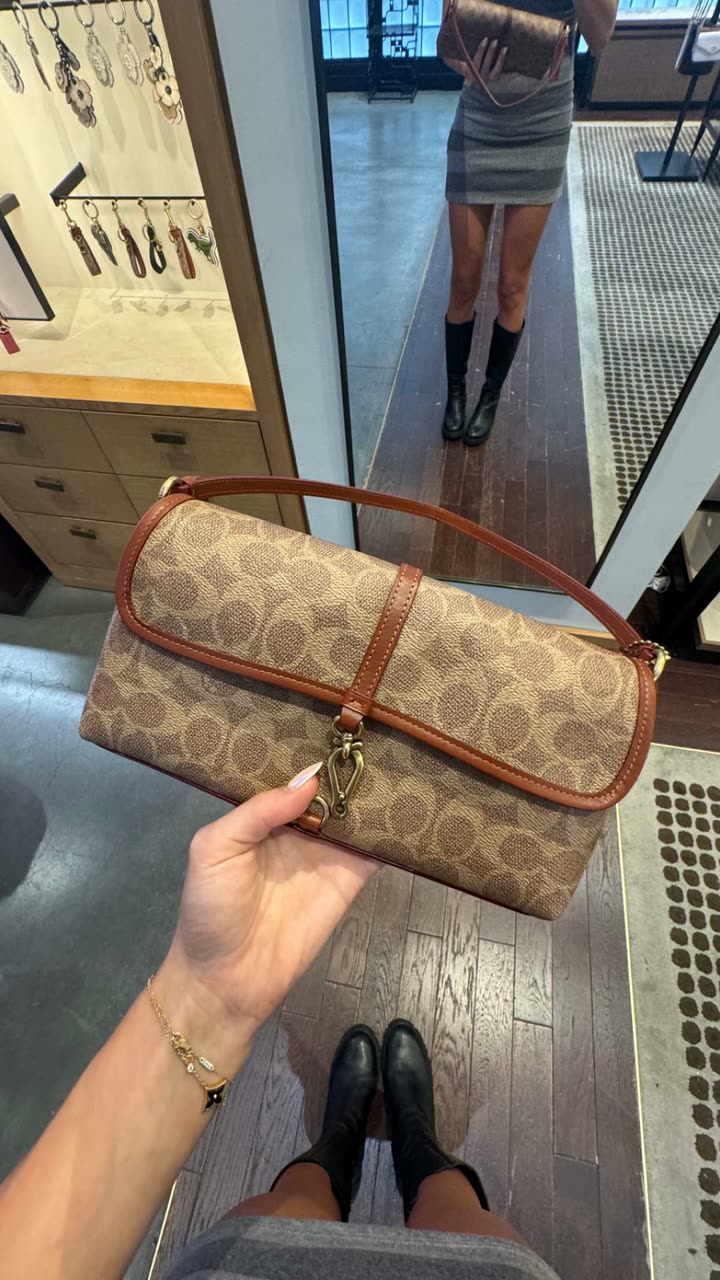 sadie.mckenna snapchat image archive image