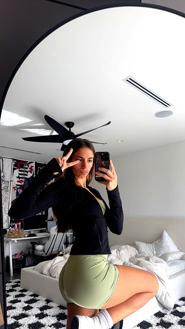 sadie.mckenna image ~ Altpins