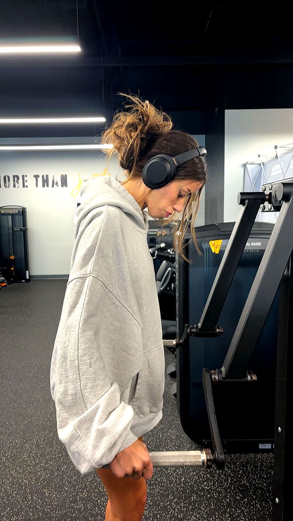 sadie.mckenna image ~ Altpins