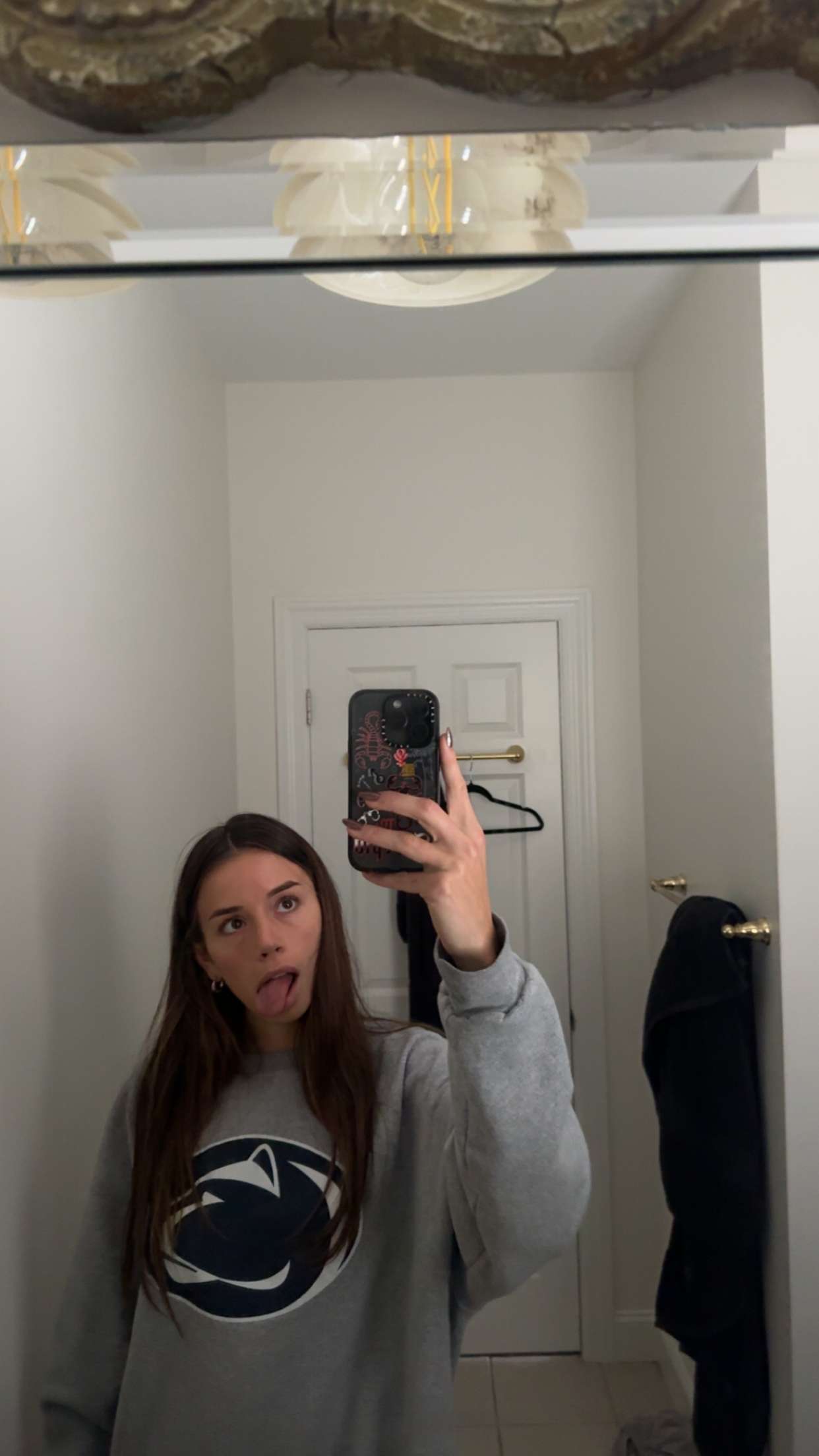 sadie.mckenna snapchat image archive image