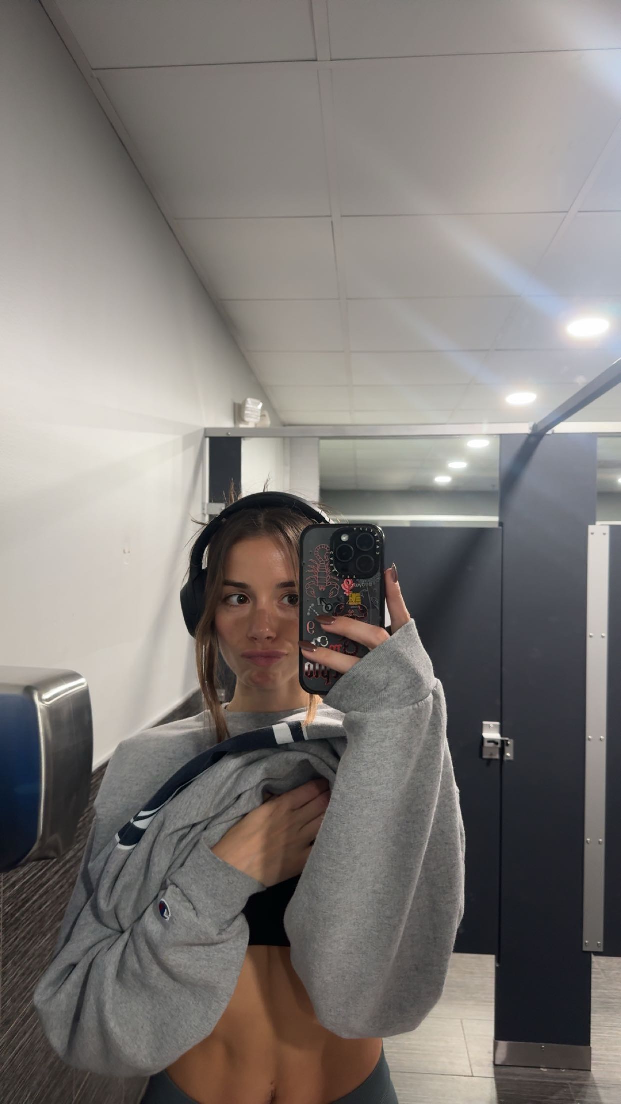 sadie.mckenna snapchat image archive image