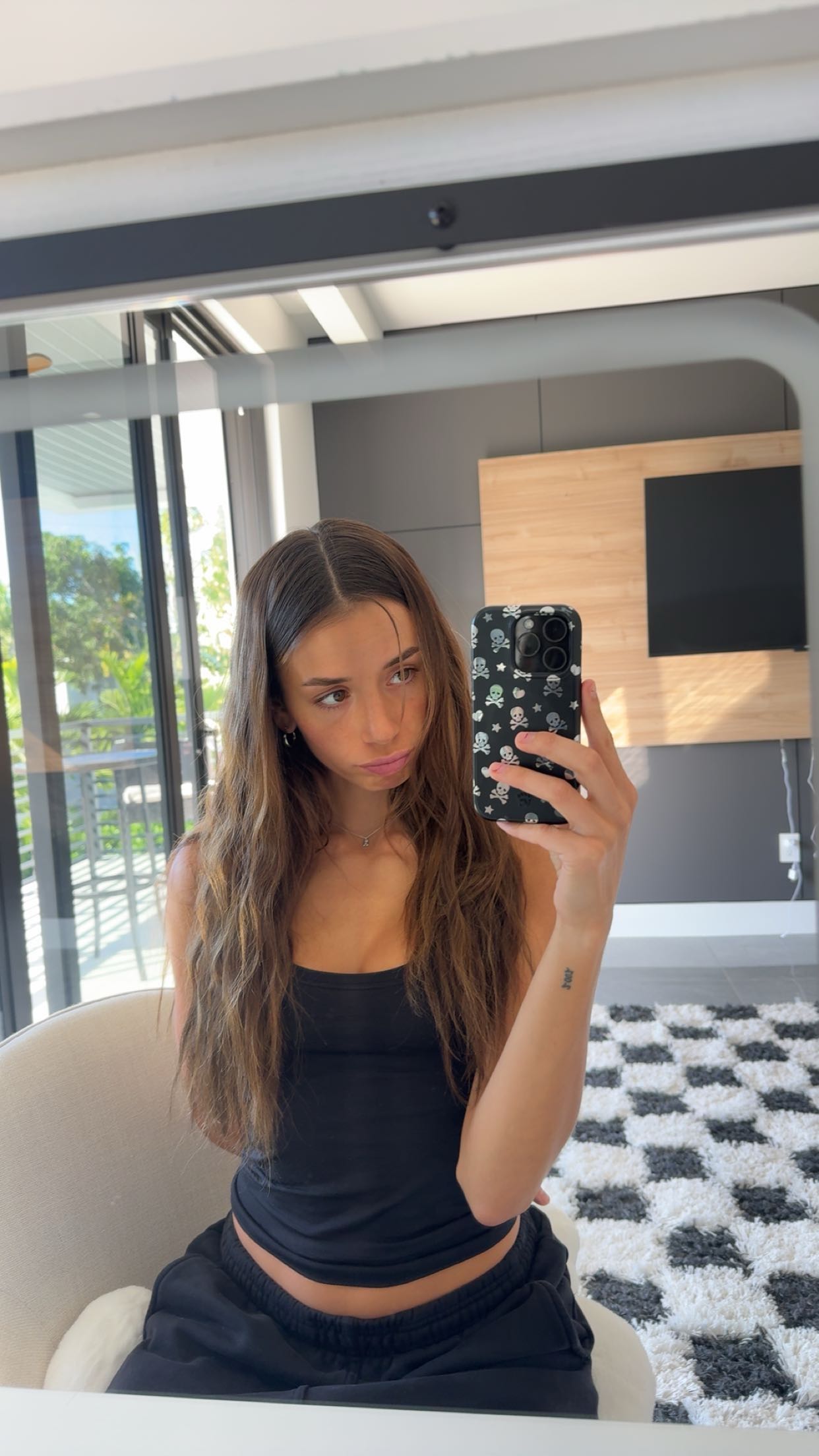 sadie.mckenna snapchat image archive image