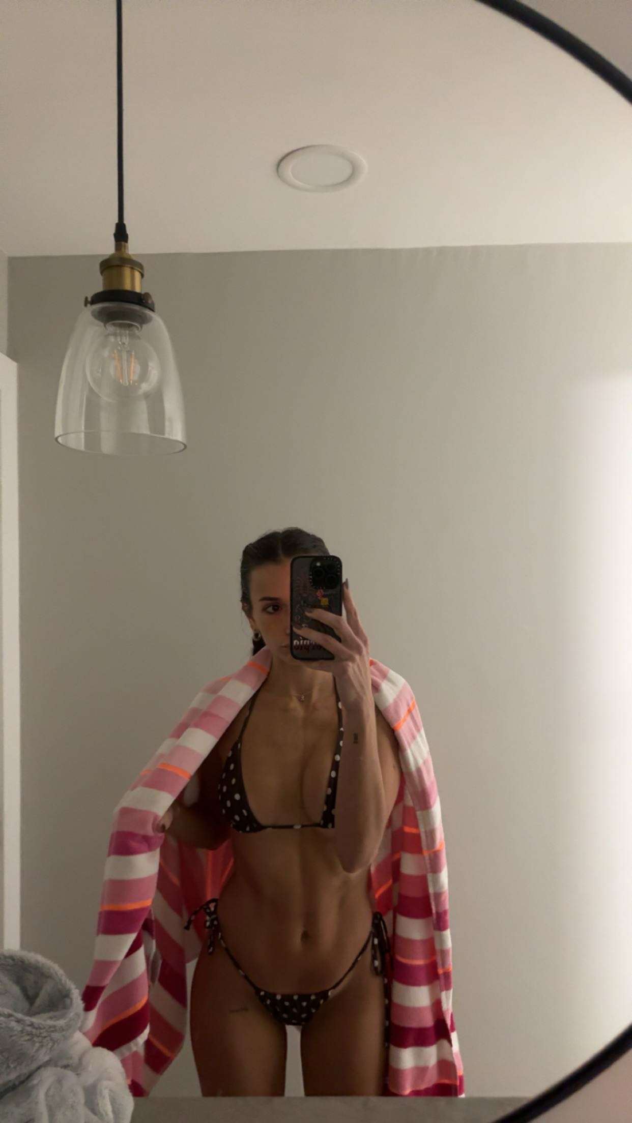 sadie.mckenna snapchat image archive image