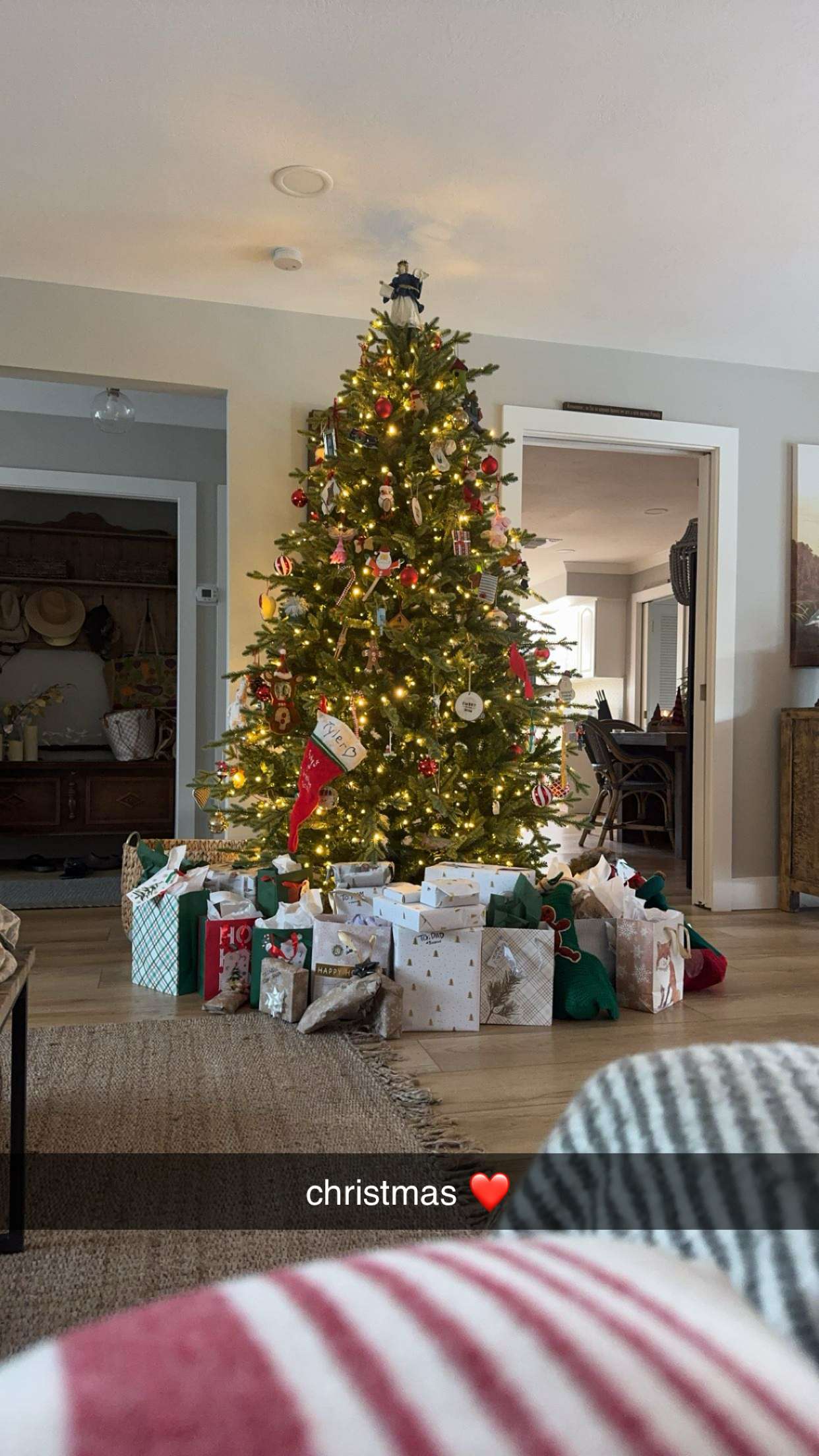 sadie.mckenna snapchat image archive image