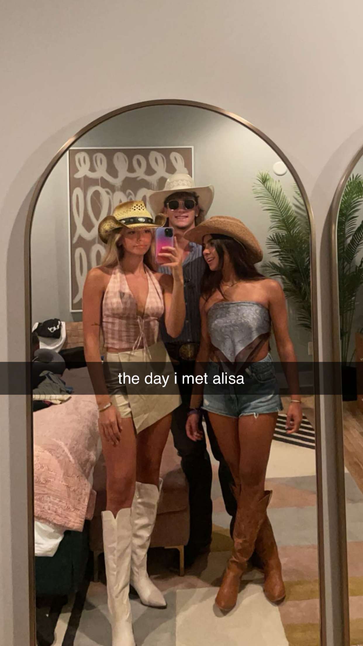 sadie.mckenna snapchat image archive image