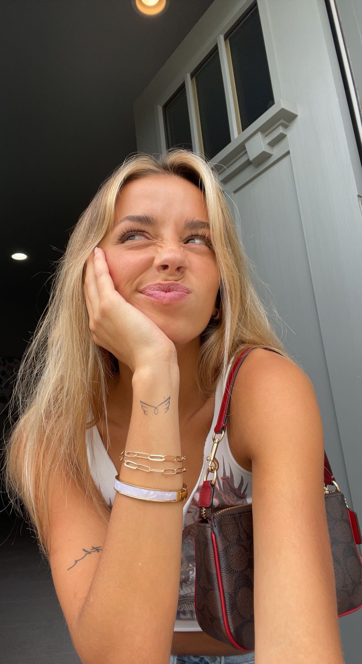 sadie.mckenna snapchat image archive image