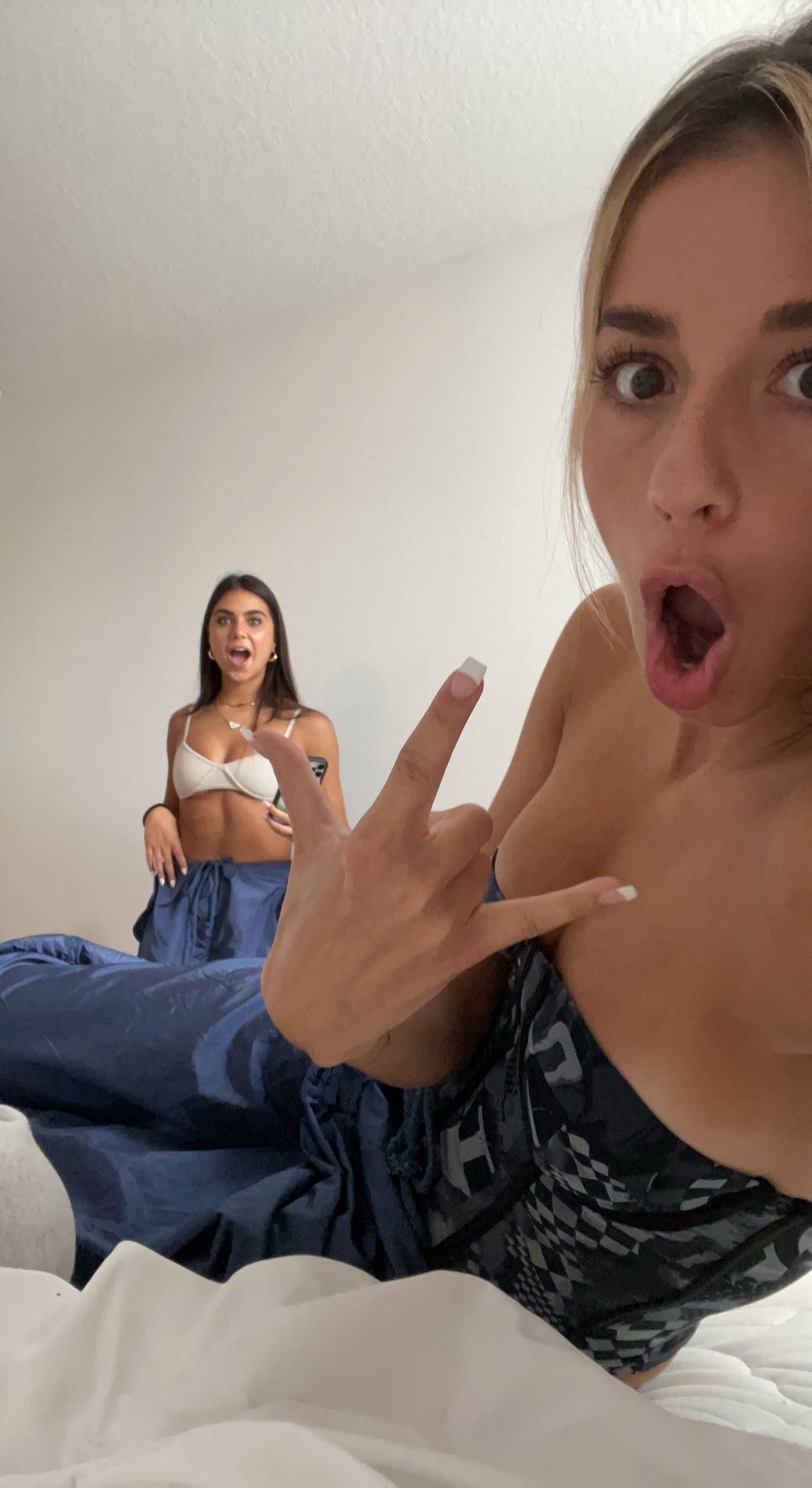 sadie.mckenna snapchat image archive image