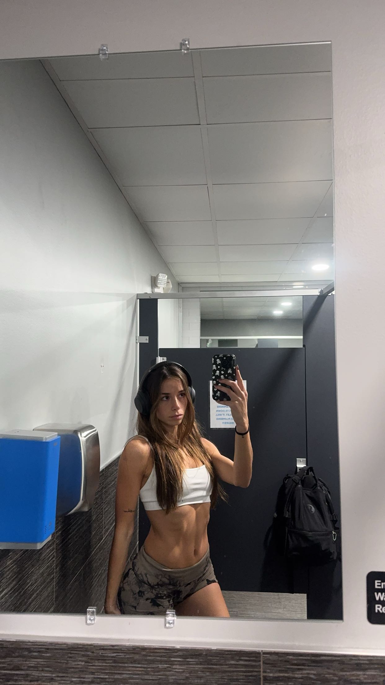 sadie.mckenna snapchat image archive image