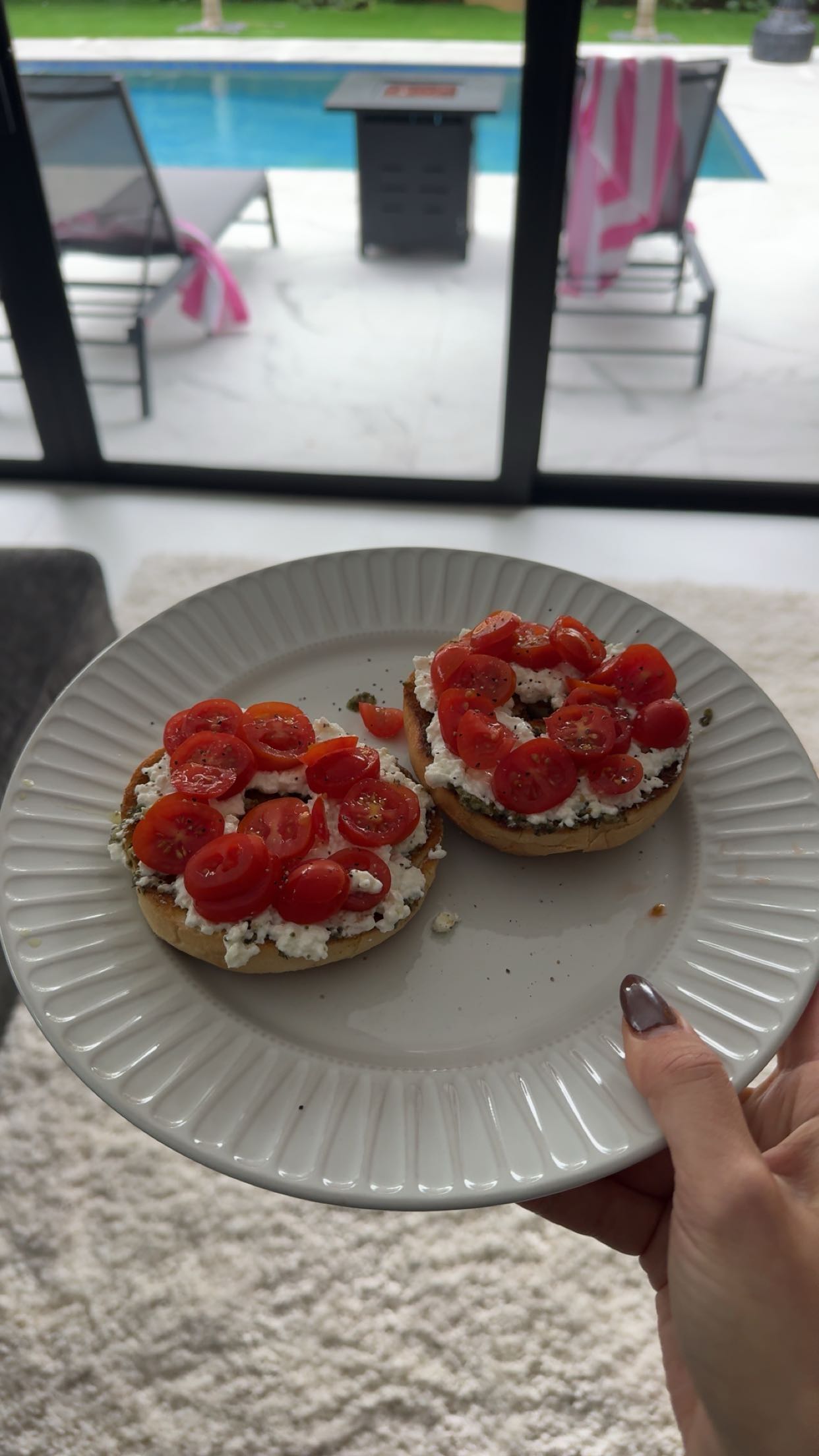 sadie.mckenna snapchat image archive image