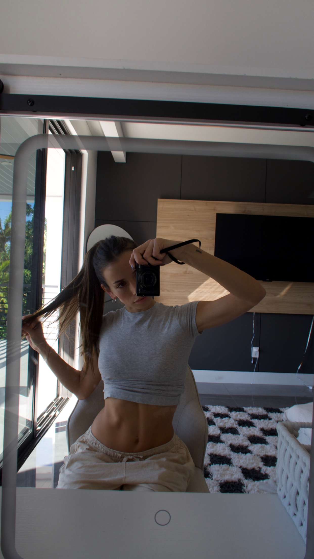 sadie.mckenna snapchat image archive image