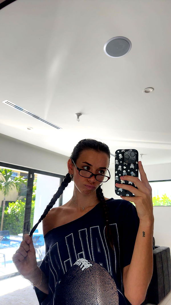 sadie.mckenna image ~ Altpins