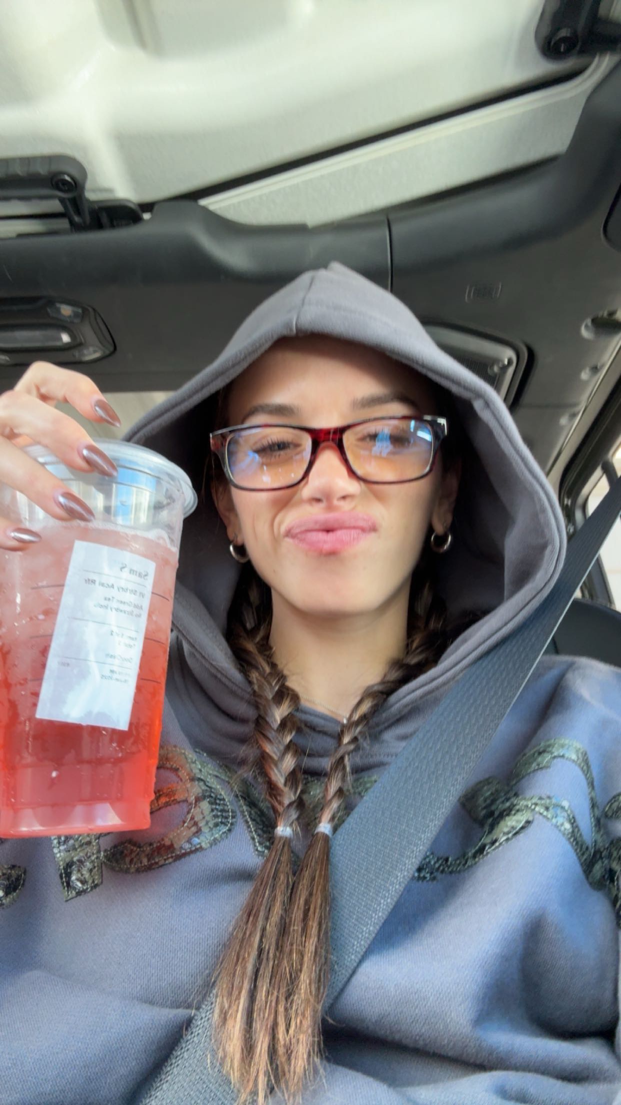 sadie.mckenna snapchat image archive image