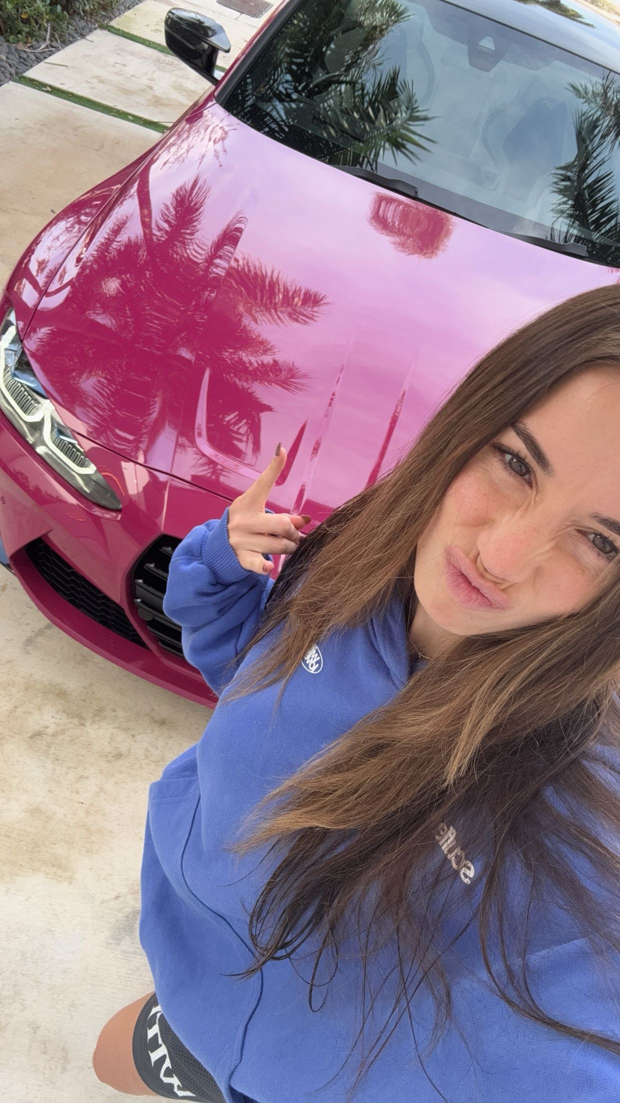 sadie.mckenna snapchat image archive image