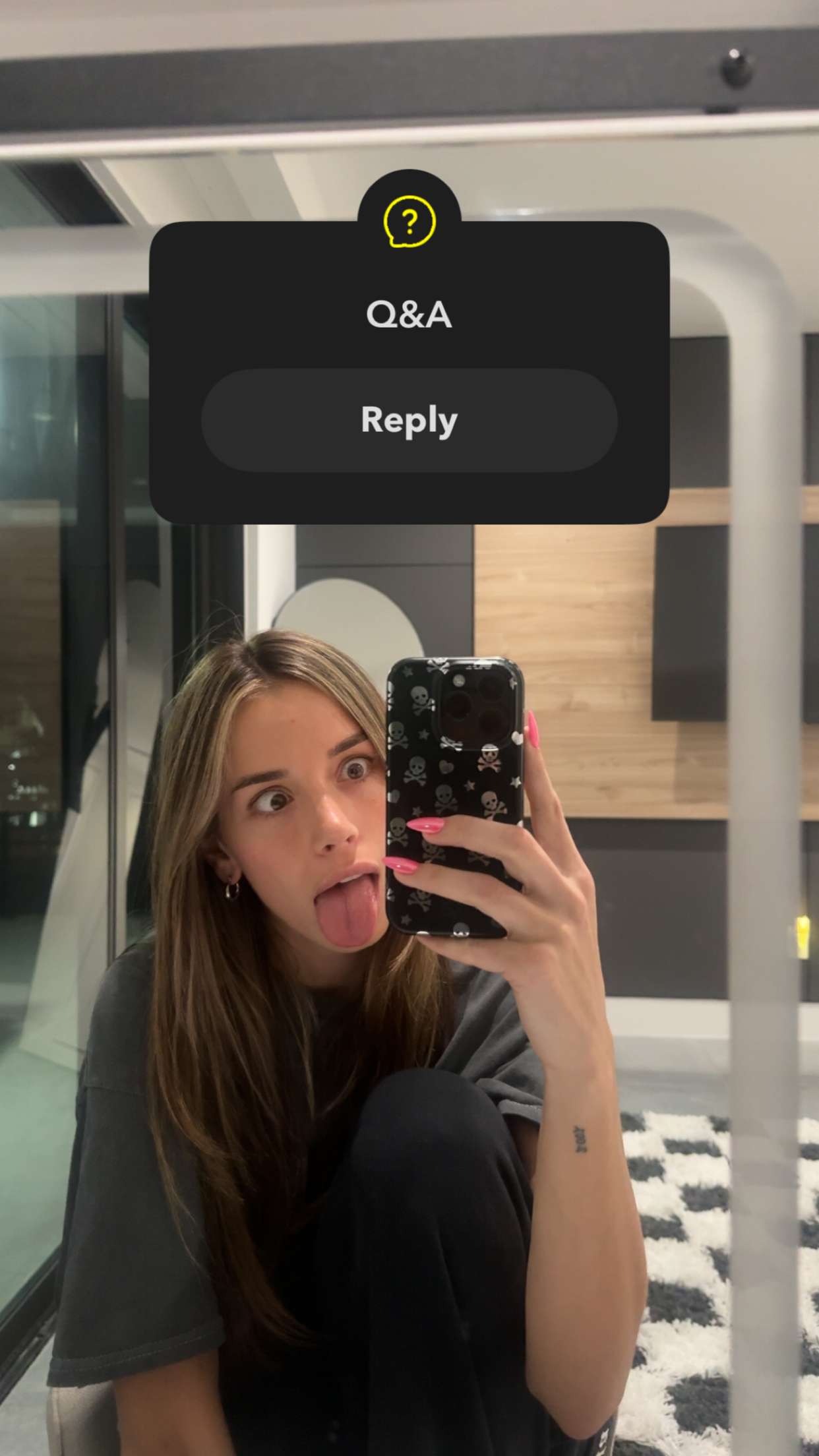 sadie.mckenna snapchat image archive image