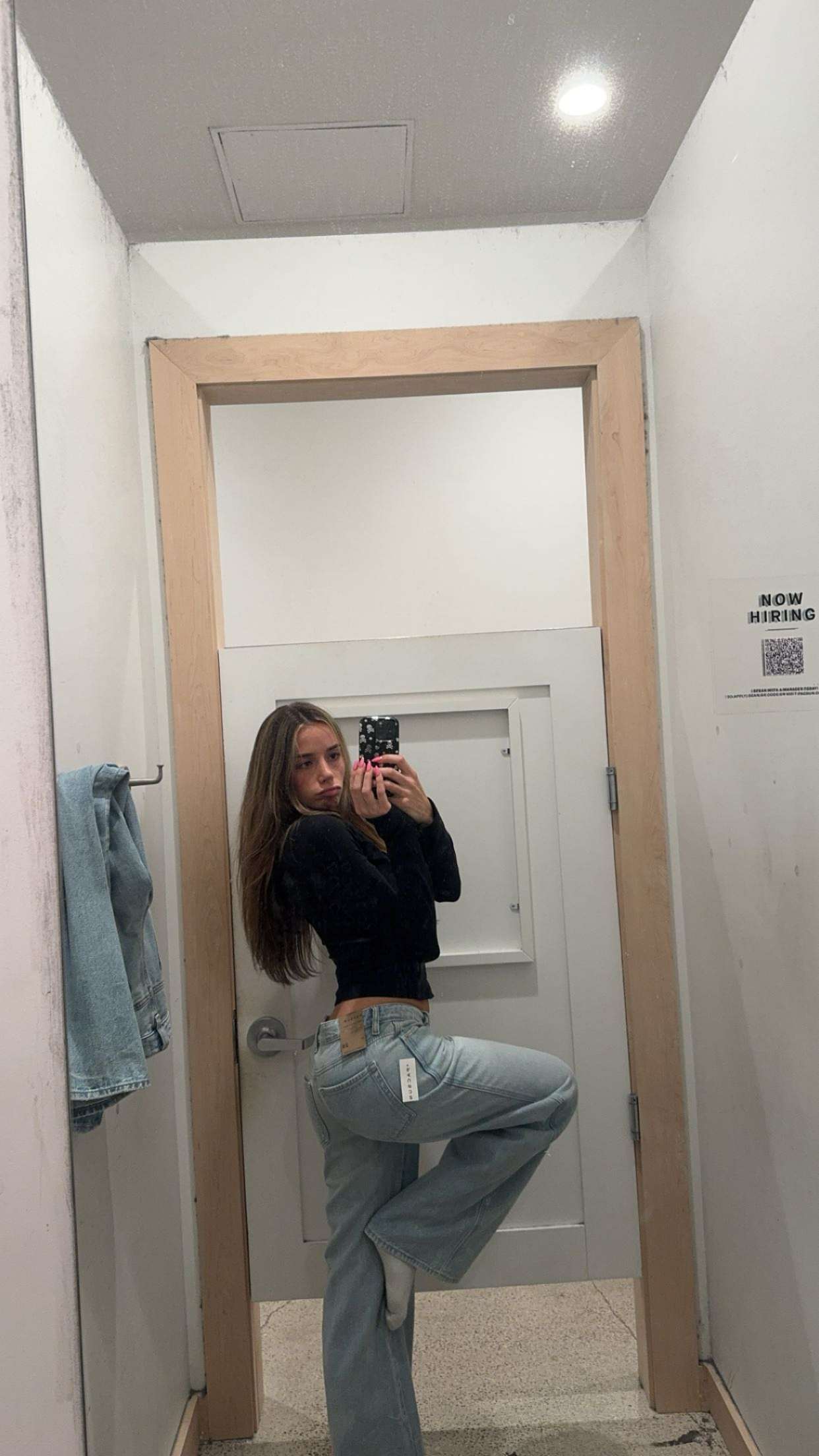 sadie.mckenna snapchat image archive image